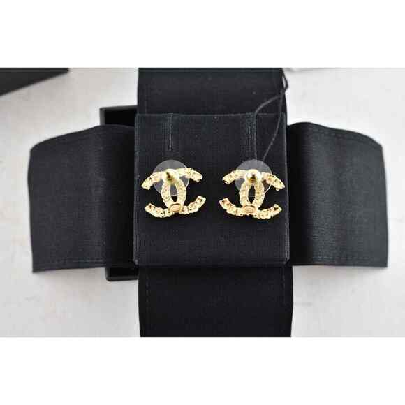 Chanel 21A Gold Interlocking CC Hammered Open Logo Drop Statement Stud Earrings - Picture 9 of 12